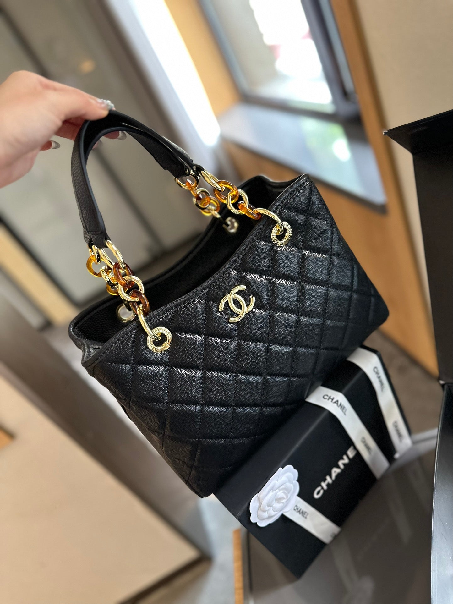 CHANEL 中世のダイヤモンド トートバッグ