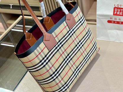 Burberry キャンバストートバッグ ストライプ柄 大容量 35*29cm
