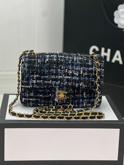 Chanel MINI CLASSIC FLAP BAG 1116