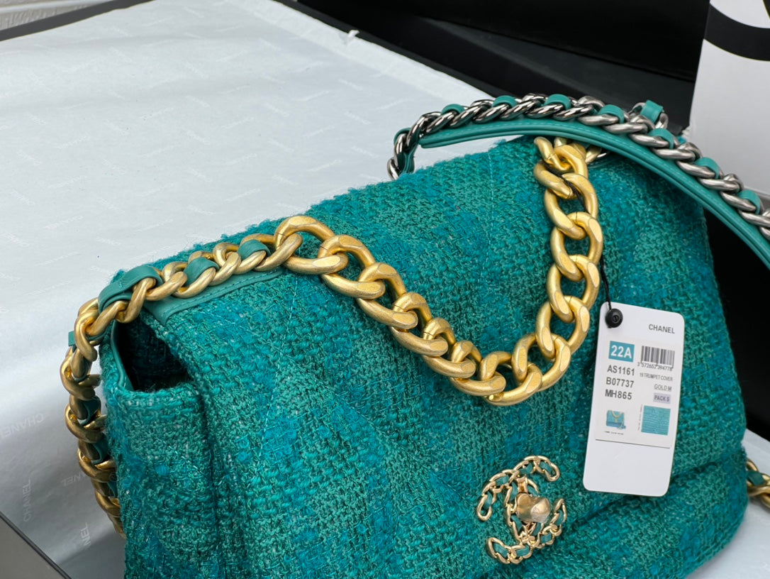 CHANEL 19 LARGE HANDBAG AS1161