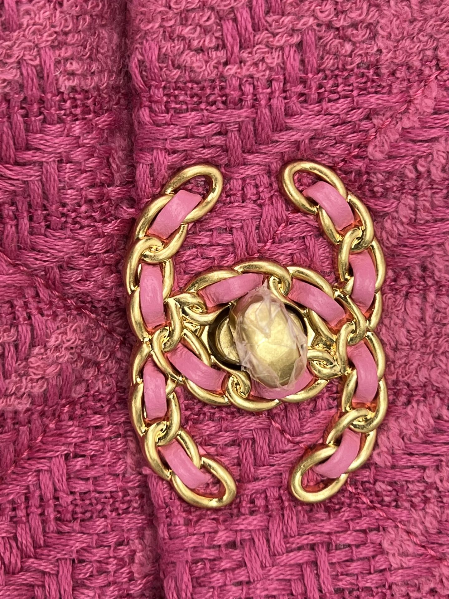 CHANEL 19 HANDBAG AS1161