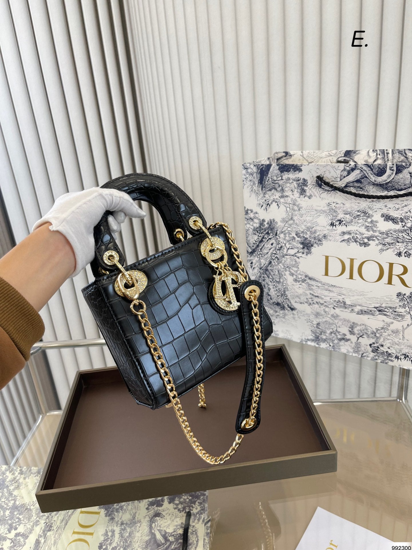 累積売上総額第１位 Diorダイアモンドバッグ♥️