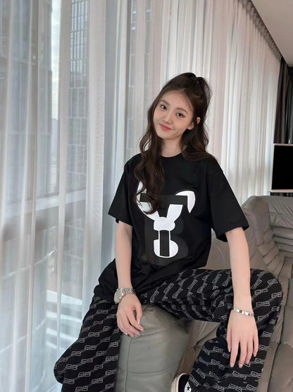 🔥2 つのうち 1 つが無料になります🔥🔥【Burberry】バーバリー )半袖 男女兼用、ご好評に付き再入荷！