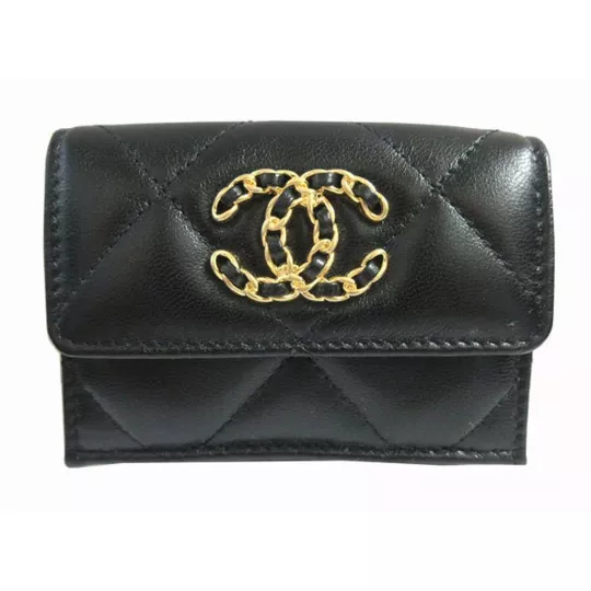 【シャネル】すぐ届く∞国内発■19 スモール フラップ ウォレット