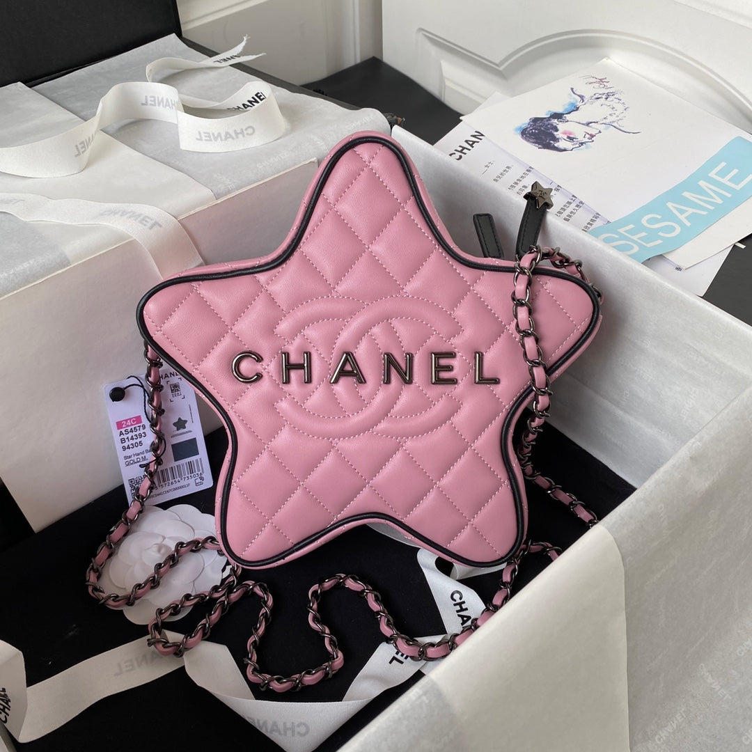 CHANEL 2024 Cruise CHANEL ☆STAR HANDBAG ☆AS4579