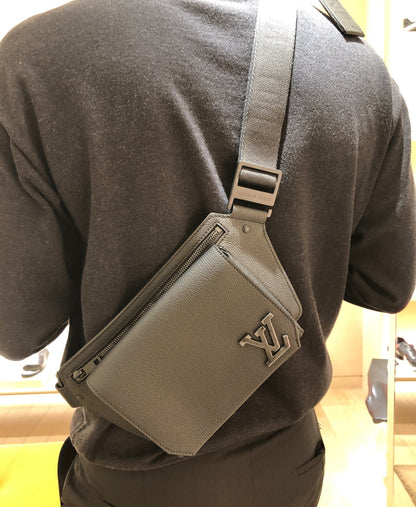 LOUIS VUITTON ルイヴィトン★最新作 バムバッグ NV★M57081