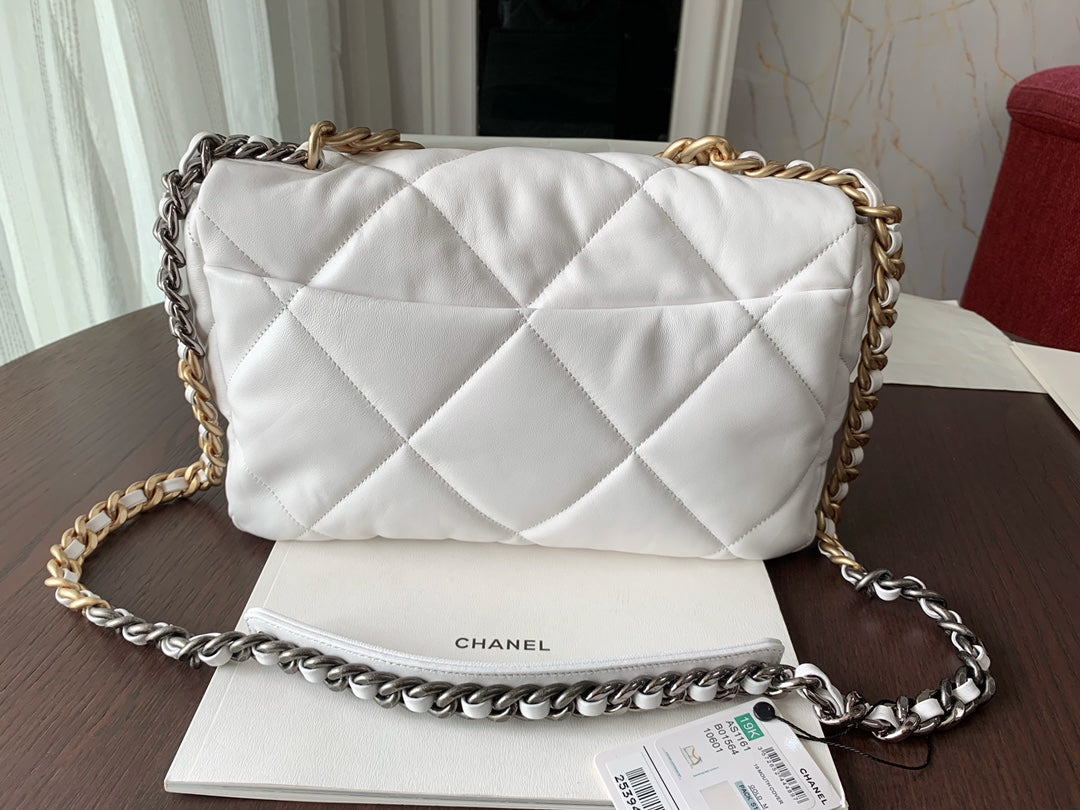 Chanel 19 medium 1161