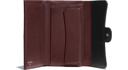 クラシックフラップ財布