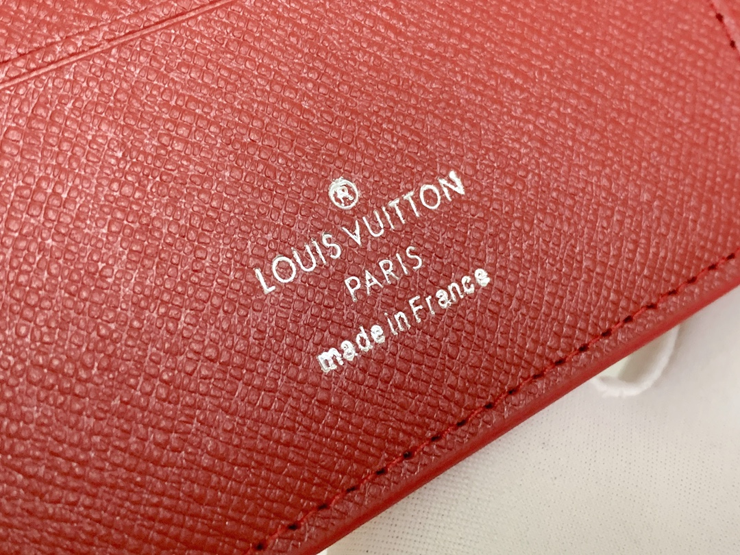 【LOUIS VUITTON】入手困難 Supreme×LouisVuitton エピ ウォレット レッ