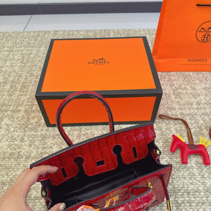 HERMES 高級ワニ革模様 プラチナバッグ