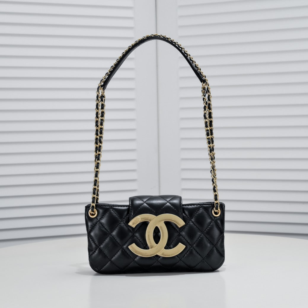 CHANEL💠24C AS4611