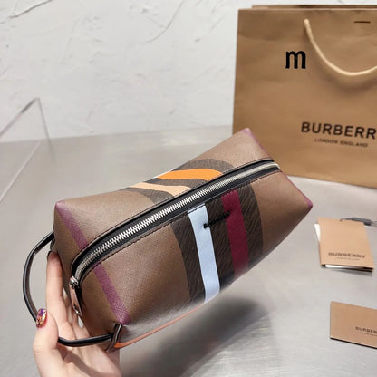 BURBERRY セカンドバッグ