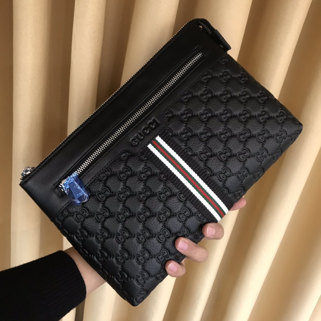 Gucci(グッチ)クラッチバッグ 30x20x3cm