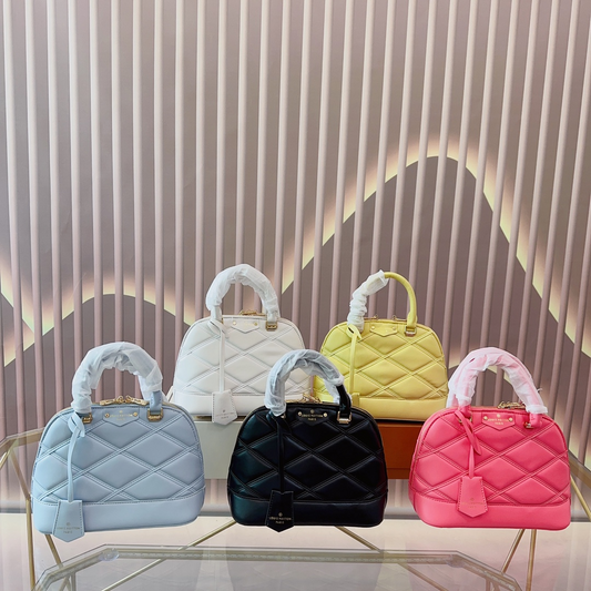 【LOUIS VUITTON】LV 新作シェルバッグ ショルダーまたは斜め掛けトレンド