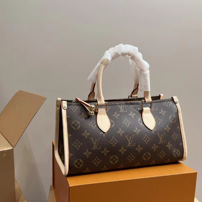 L&v Popincourt Haut ゴールデンボール 三角バッグ