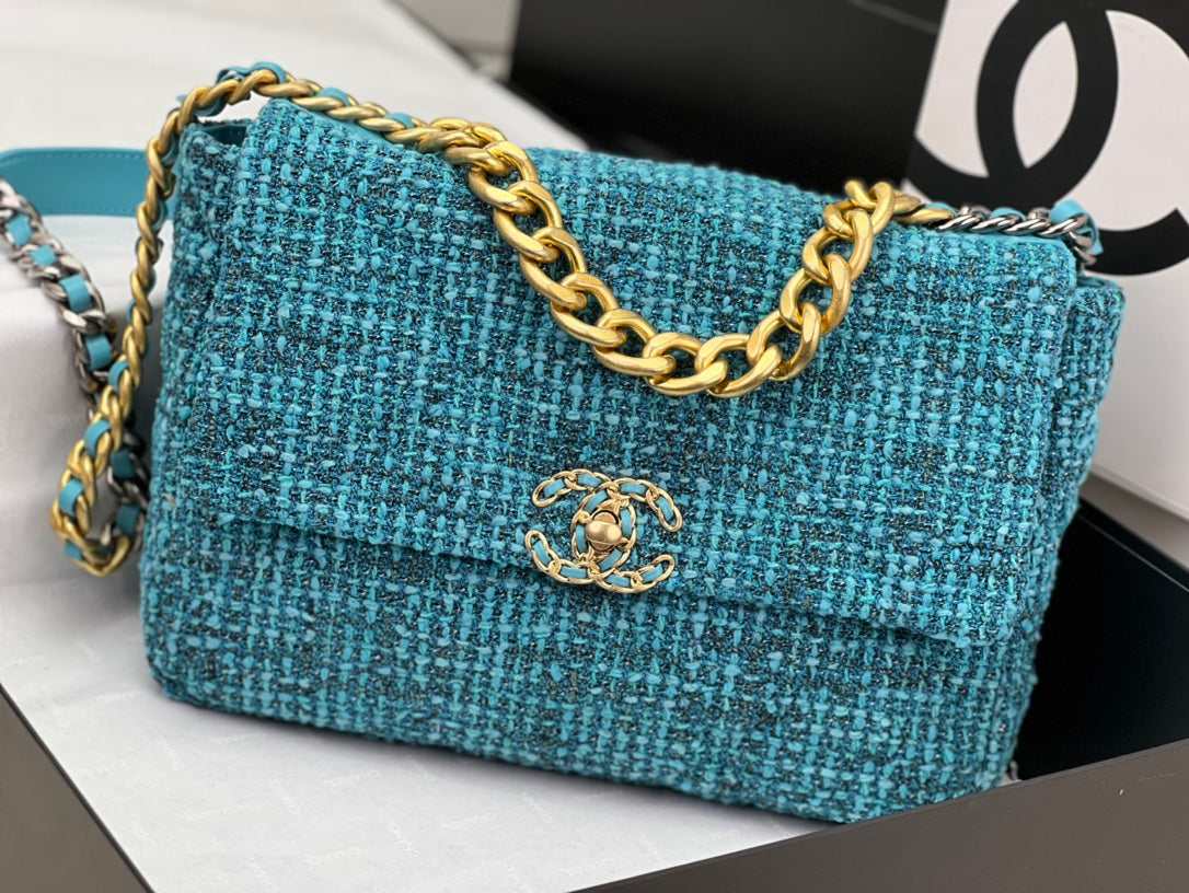 CHANEL 19 LARGE HANDBAG AS1161