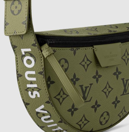 ルイヴィトン*新作*LV・ムーン クロスボディバッグ モノグラム M23838