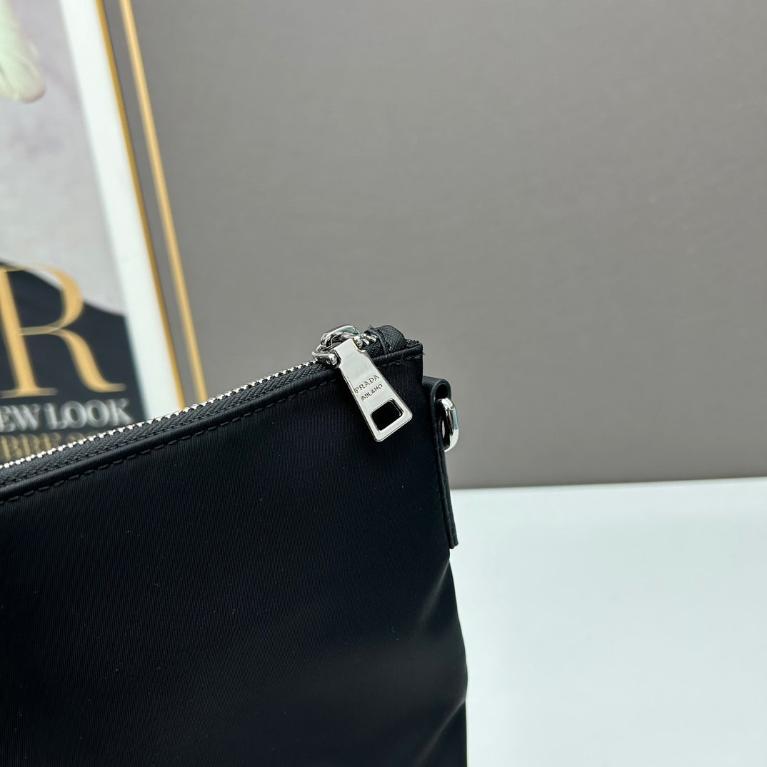 【PRADA 公式旗艦店】プラダ ハンドバッグ 当日出荷 好評に付き再入荷36*34*13CM