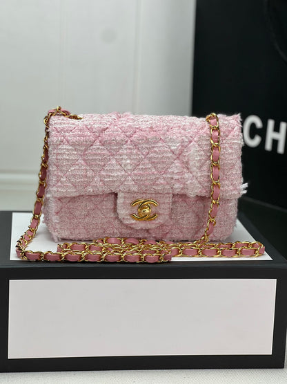 Chanel MINI CLASSIC FLAP BAG 1116