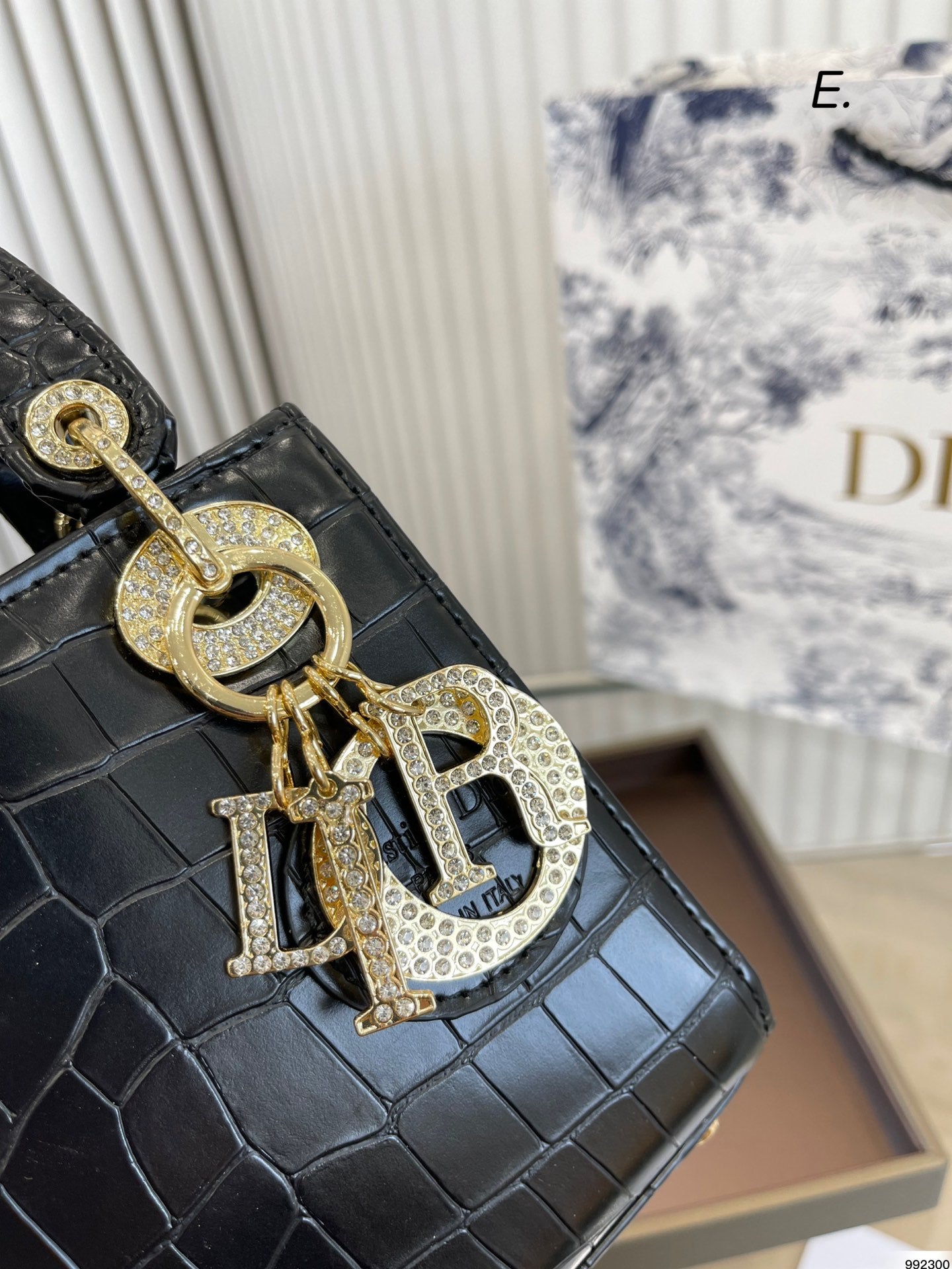 累積売上総額第１位 Diorダイアモンドバッグ♥️