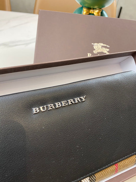 Burberry バーバリー 財布