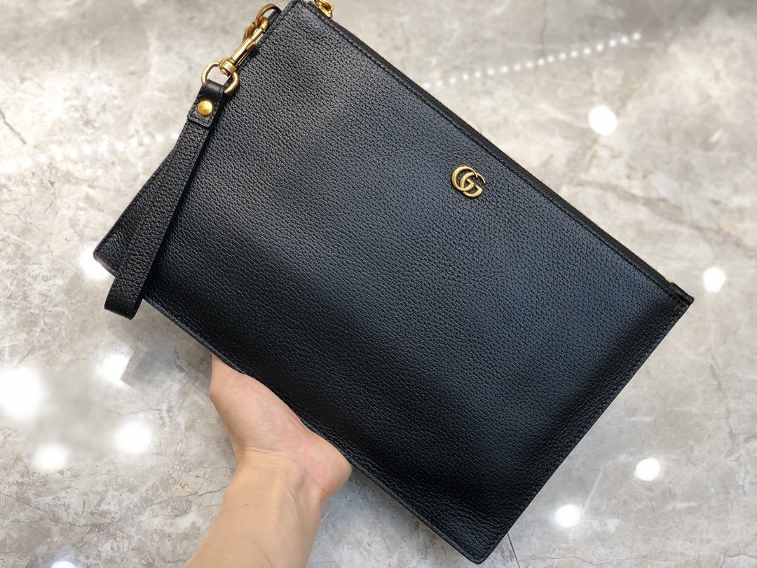 Gucci(グッチ)クラッチバッグ 30x20x1.5cm
