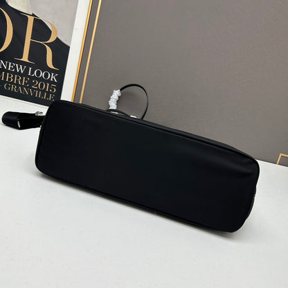 【PRADA 公式旗艦店】プラダ ハンドバッグ 当日出荷 好評に付き再入荷36*34*13CM