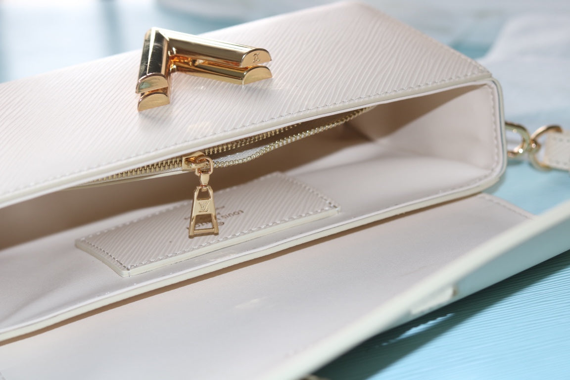 Louis Vuitton 多用途な ショルダーバッグ【ツイスト WEST】人気 M50397 M24566 M24548 M24549