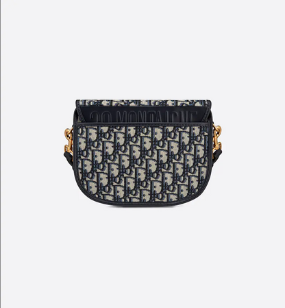 【DIOR】✨今季のトレンド！★矢野未希子さん愛用★日本人気上昇中↑↑↑超難入手！早い者勝ち！DIOR BOBBY ミディアムバッグ