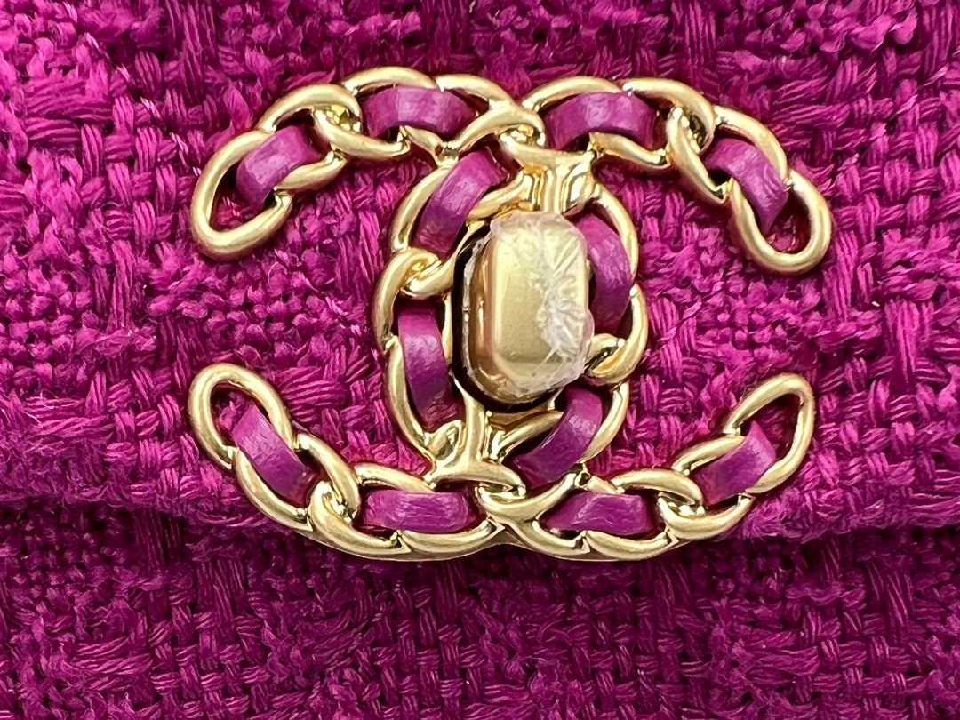 CHANEL 19 HANDBAG AS1161