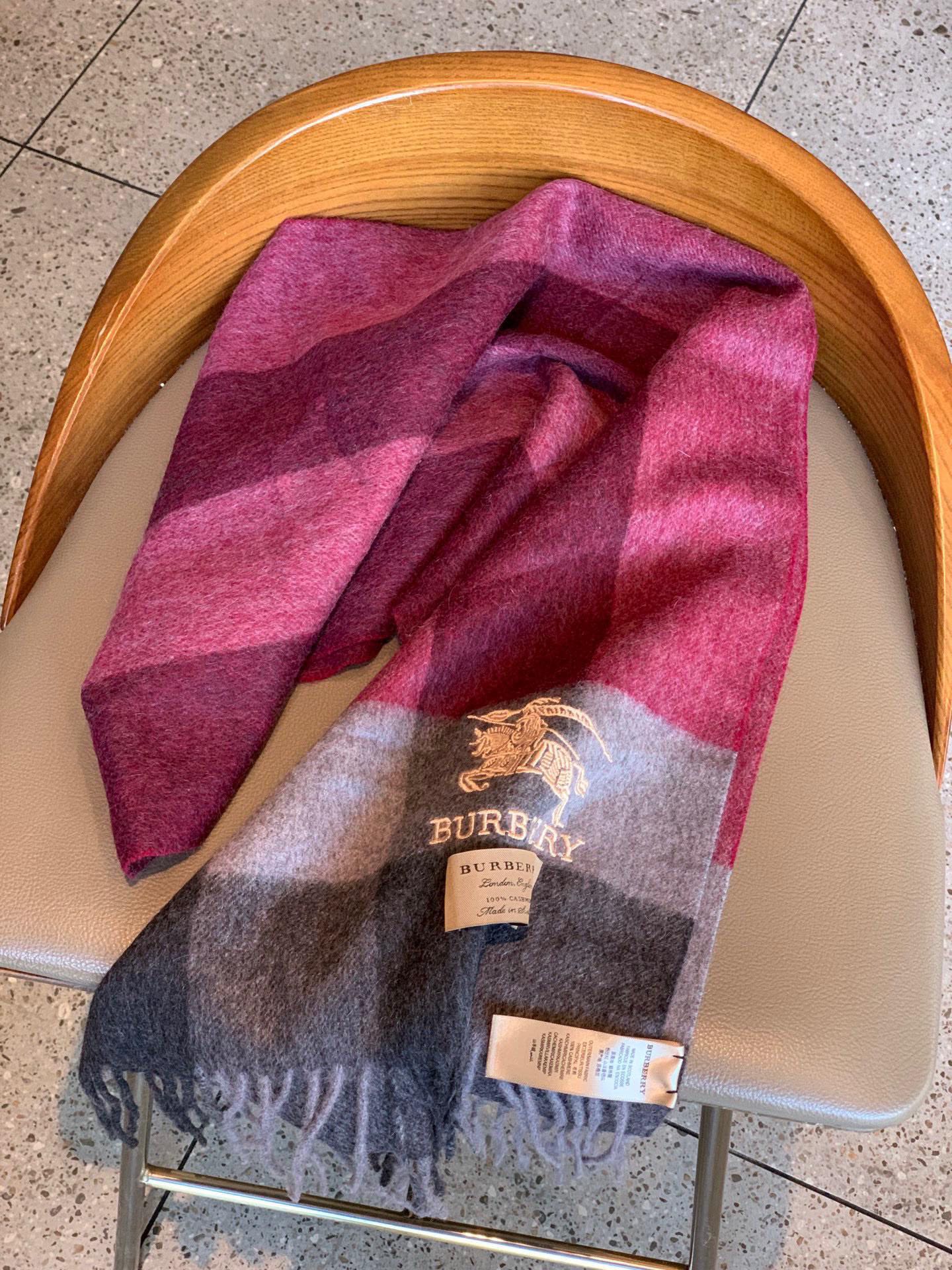 【BURBERRY バーバリー】スカーフ30*180CM 241108