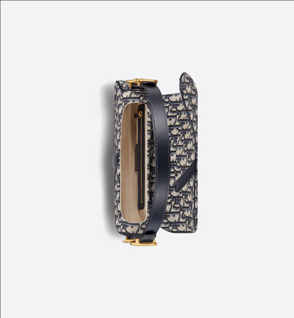 【DIOR】 ⭐STORY 雑誌掲載！⭐稲沢朋子さん愛用の大人気バッグが登場！💓SADDLE ミニバッグ