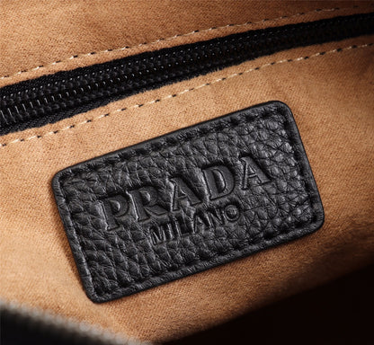 【PRADA 公式 旗艦店】プラダ 斜めがけバッグ 当日出荷 好評に付き再入荷！30*22*10CM