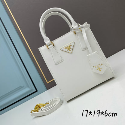 【 PRADA 公式 旗艦店】 プラダ ハンドバッグ 当日出荷 好評に付き再入荷！17*19*6CM