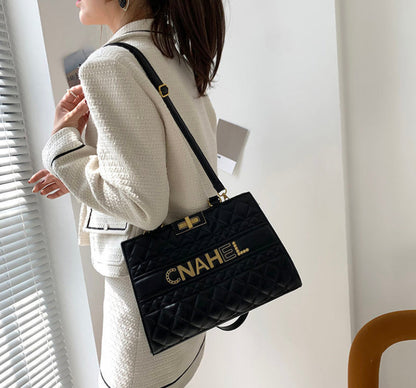 👜レターワンショルダーバッグ、ファッショナブルな大容量テクスチャードメッセンジャーバッグ👜【送料無料】