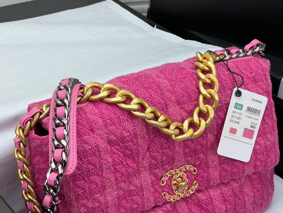 CHANEL 19 LARGE HANDBAG AS1161