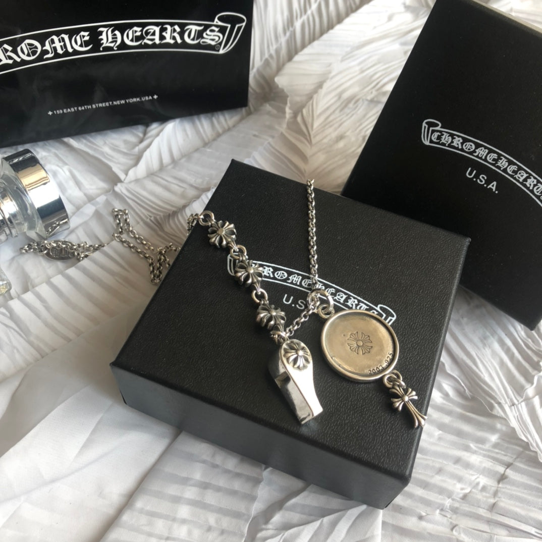 Chrome Hearts クロムハーツ エンジェルメダル ネックレス