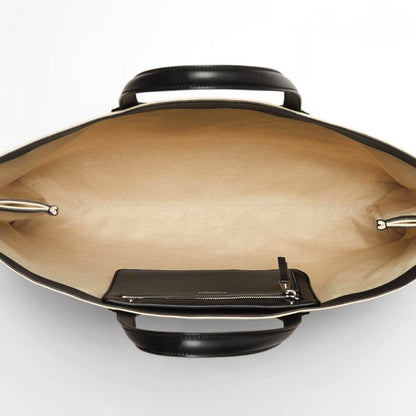 【Burberry】ロゴデティールキャンバス トート