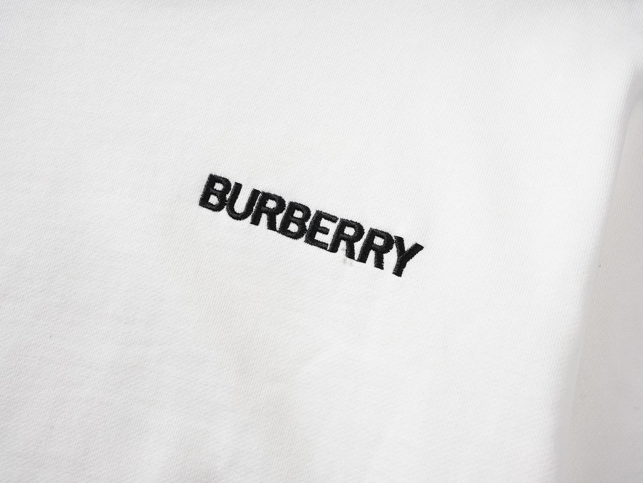 【 Burberry 旗艦店】ご好評に付き再入荷！！