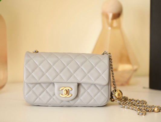 Chanel Golden ball in grey