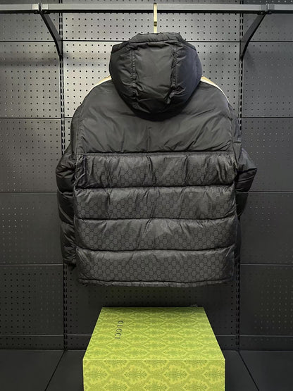 【Gucci公式 旗艦店】（グッチ）ダウンジャケット、ご好評に付き再入荷！