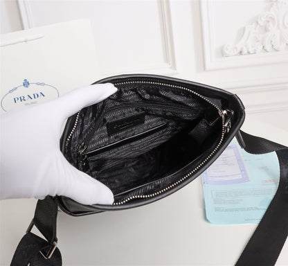 【PRADA 公式旗艦店】プラダ ショルダーバッグ 当日出荷 好評に付き再入荷！25*27*5CM