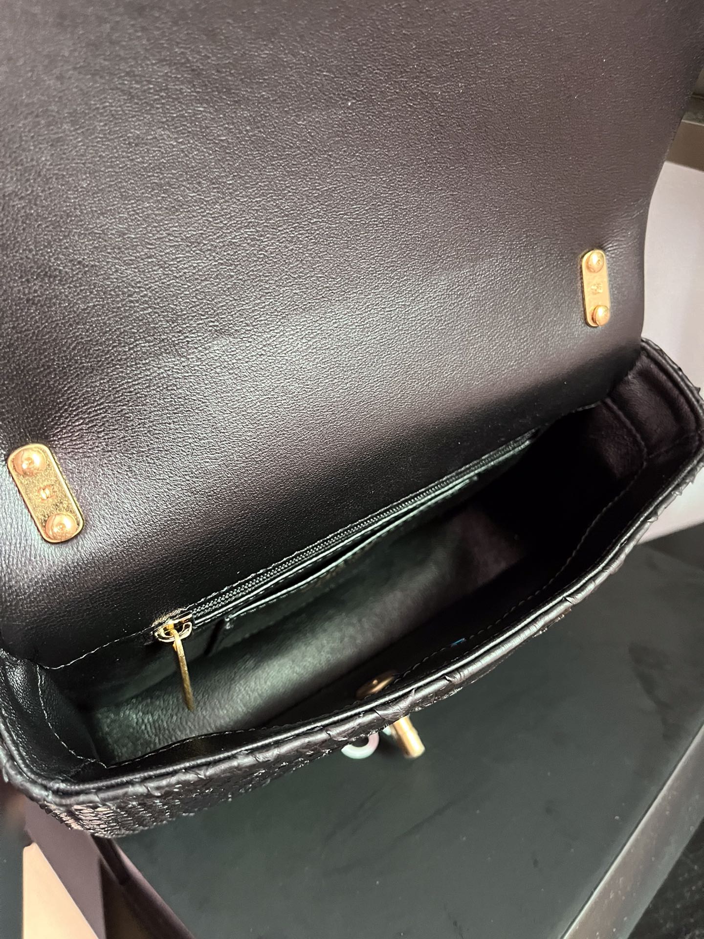 BOLSA CHANEL 2.55 PYTHON FLAP BAG AS3214