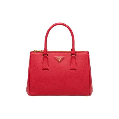 STORY雑誌掲載！高垣麗子さん愛用の新作バッグが登場！PRADA ガレリア スモール スクエア バッグ！！まさに「今」持ちたい！