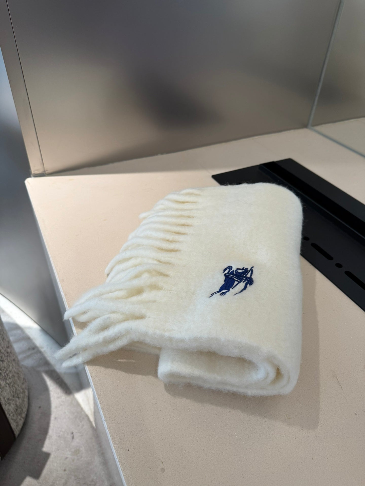 【BURBERRY バーバリー】スカーフ23*185CM 241108