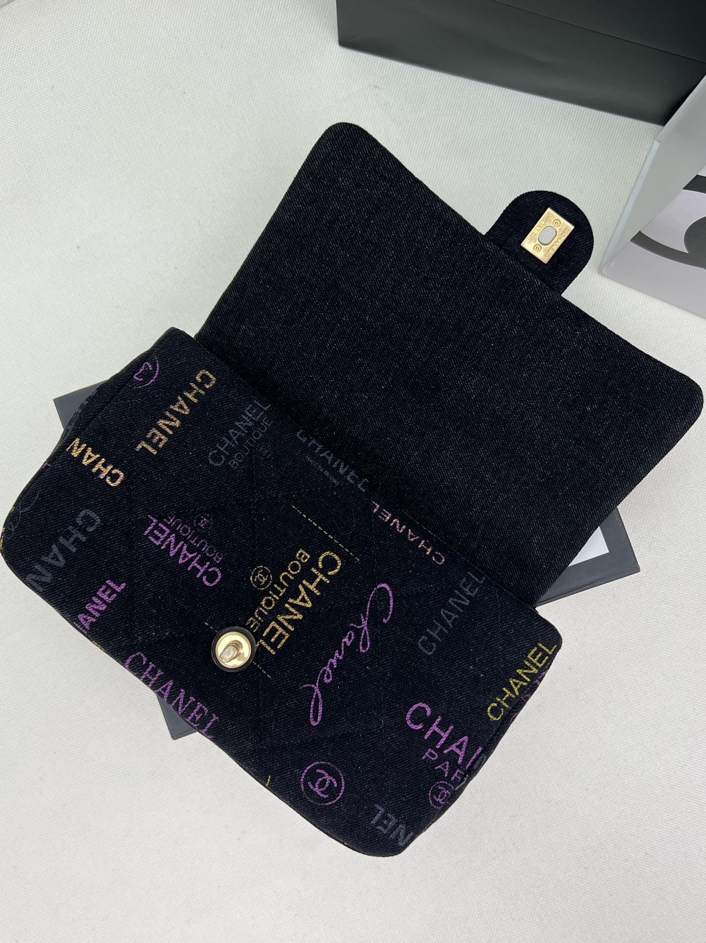 CHANEL FLAP BAG AS3134