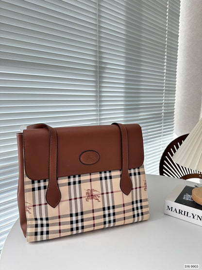 Burberry ショルダーバッグ