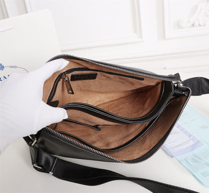 【PRADA 公式 旗艦店】プラダ 斜めがけバッグ 当日出荷 好評に付き再入荷！33*25*6CM