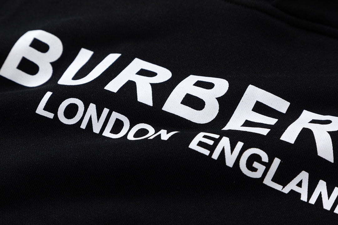 【BURBERRY】男女兼用 ご好評に付き再入荷！