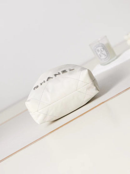 CHANEL 22 Bag Mini AS3980